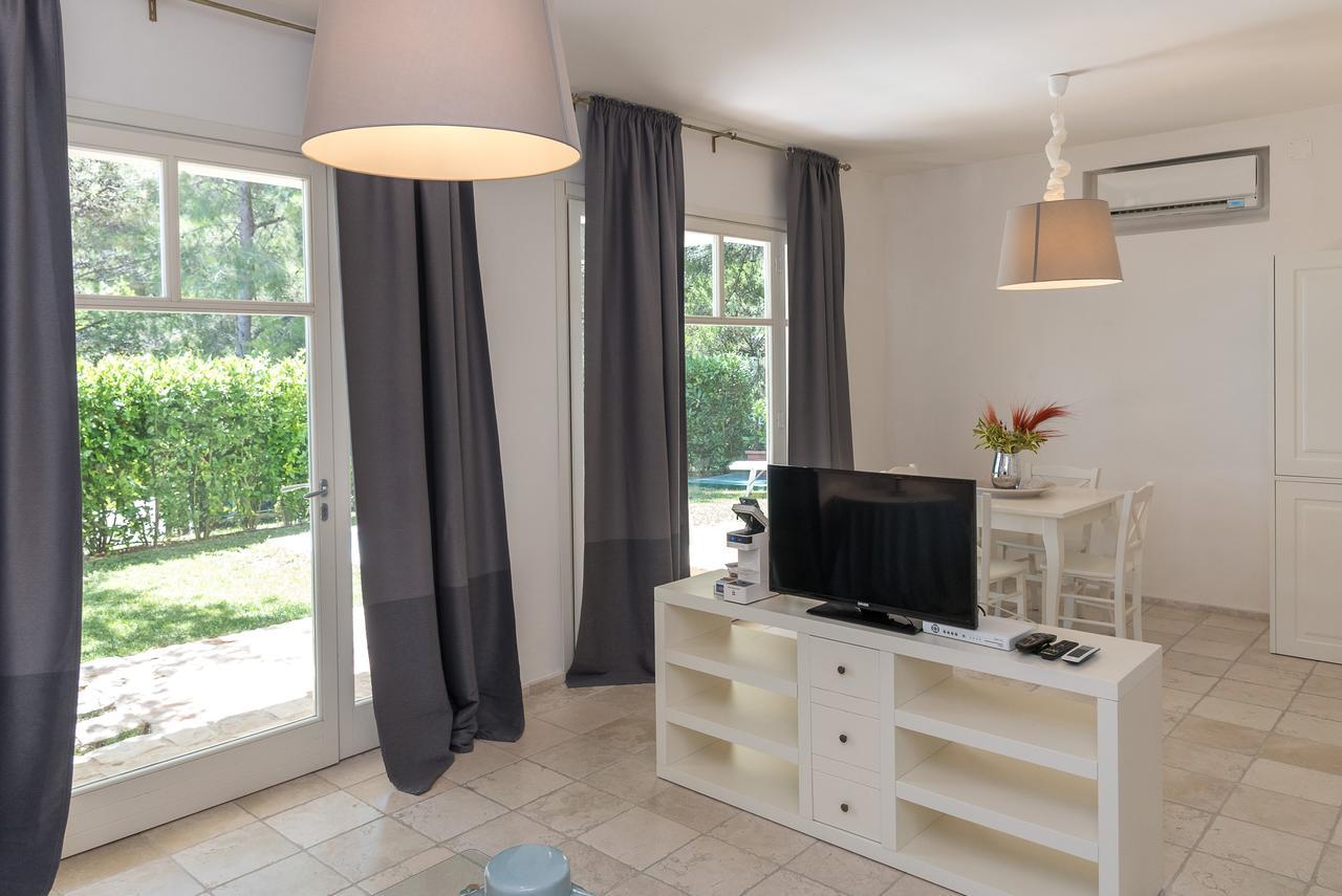 Baia Dei Mergoli Hotel Mattinata Bagian luar foto