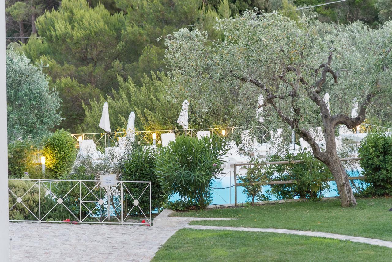 Baia Dei Mergoli Hotel Mattinata Bagian luar foto