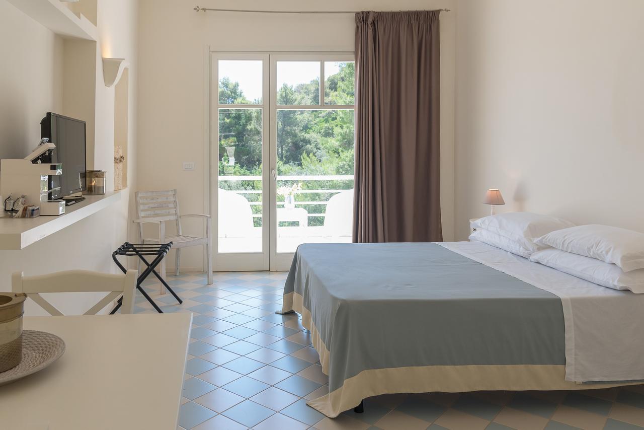Baia Dei Mergoli Hotel Mattinata Bagian luar foto
